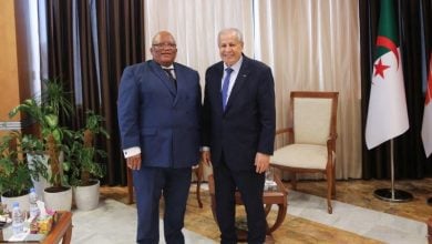 Photo of الجزائر تبحث التعاون مع جنوب أفريقيا في مجال المحروقات