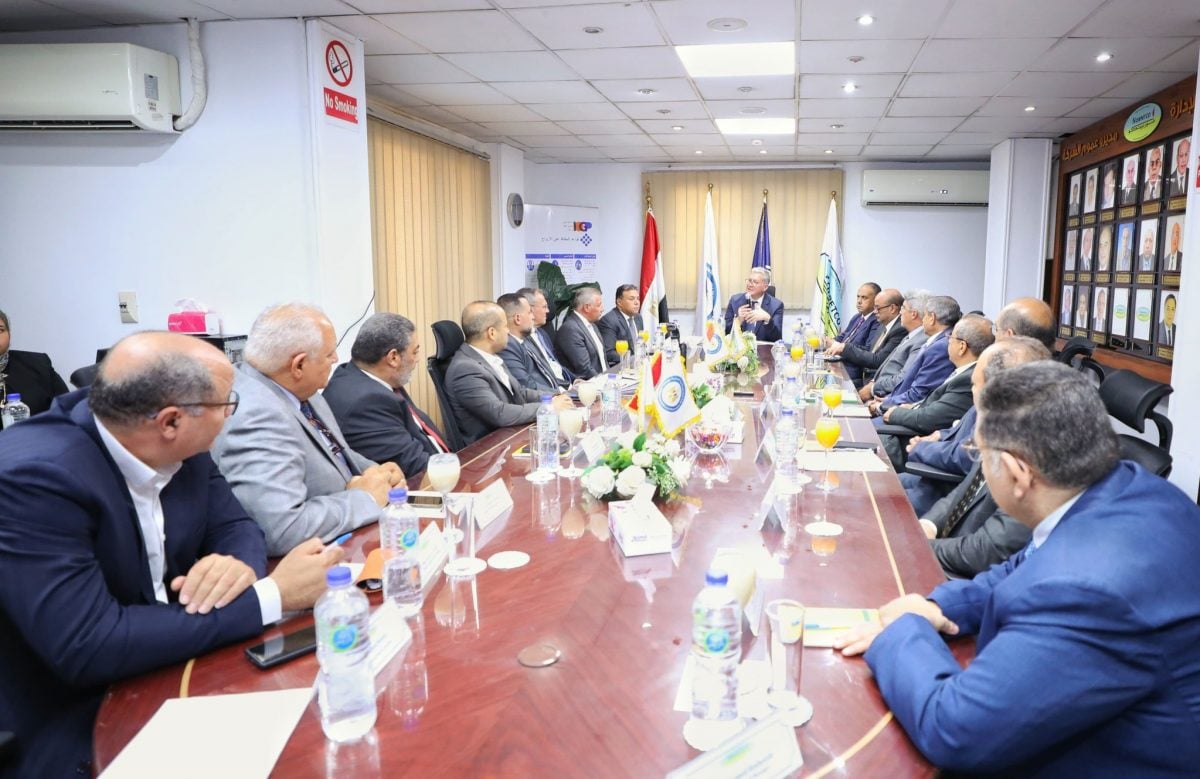 من فعاليات اجتماع وزير البترول المصري المهندس كريم بدوى بمقر شركة شمال البحرية للبترول