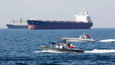 Photo of احتجاز ناقلة نفط في إيران بتهمة تهريب مليوني لتر وقود