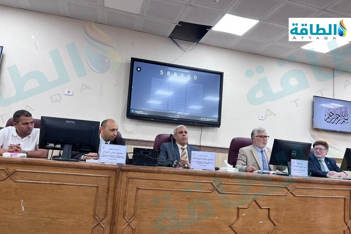 لجنة مناقشة رسالة الدكتوراه للباحث المصري محمد محمود طراد بعنوان