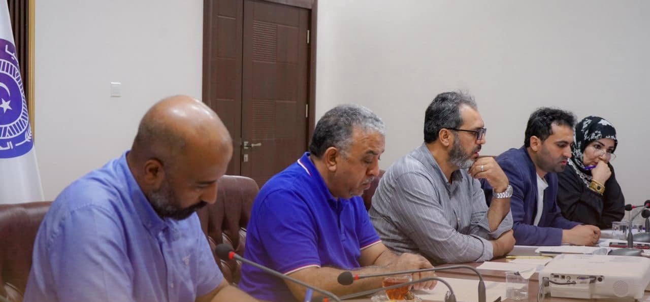 جانب من فعاليات اجتماع لجنة توطين الطاقة الشمسية في ليبيا
