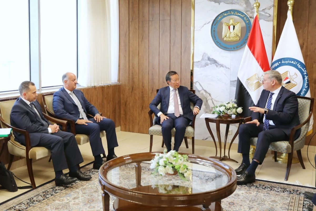 جانب من لقاء وزير البترول المصري ومسؤولي شركة النفط البريطانية