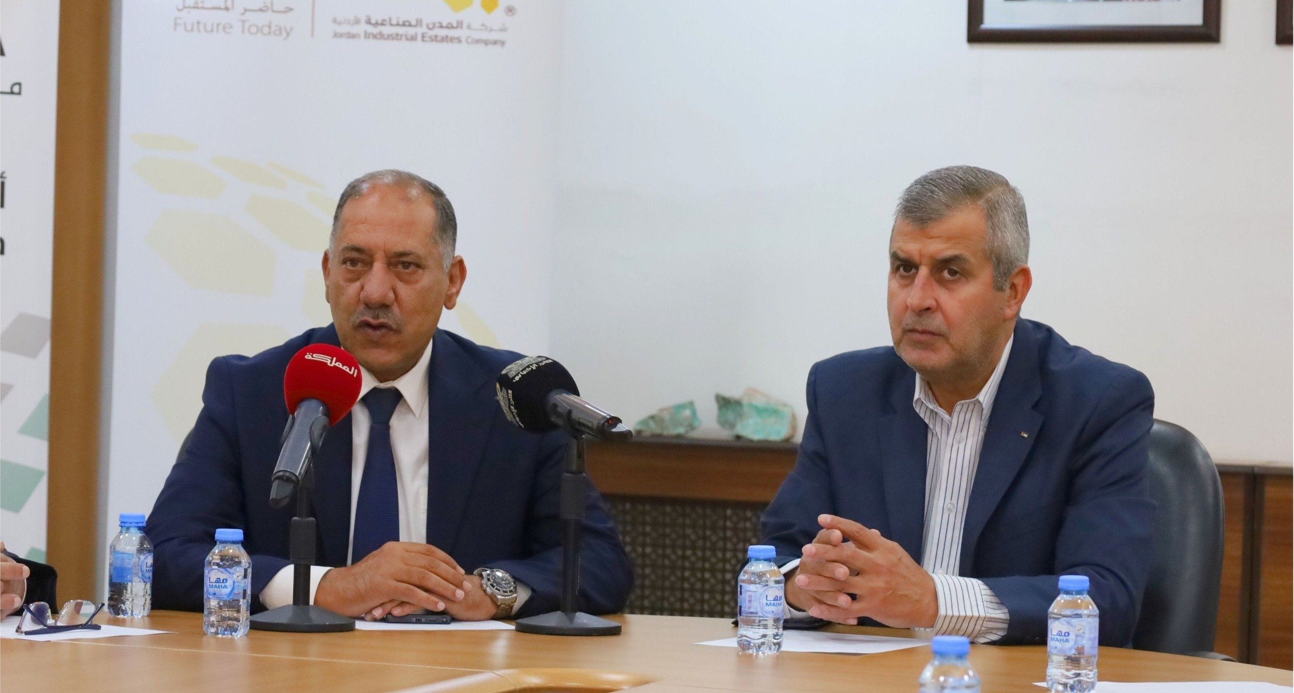 من مراسم توقيع اتفاقيات البنية التحتية للغاز بالمدن الصناعية
