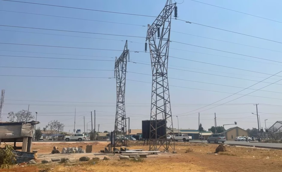 خطوط الكهرباء في عاصمة زامبيا