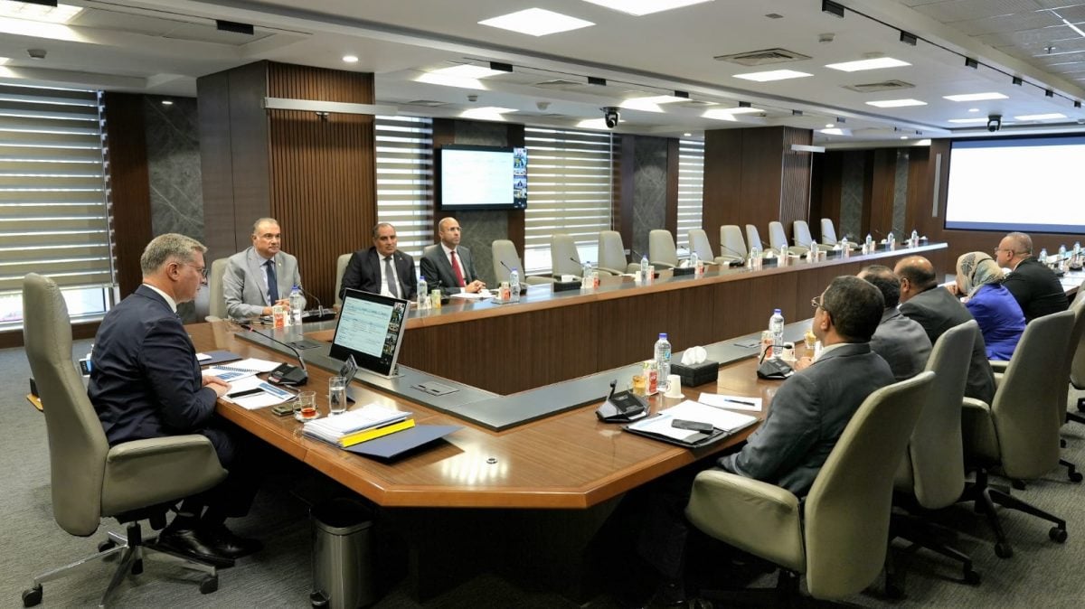 جانب من اجتماع الجمعية العامة للشركة العامة للبترول