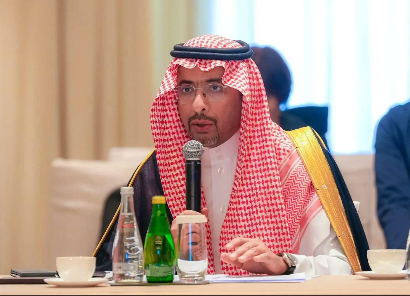 جانب من لقاء وزير الصناعة السعودي مع شركات التعدين في الصين- الصورة من واس