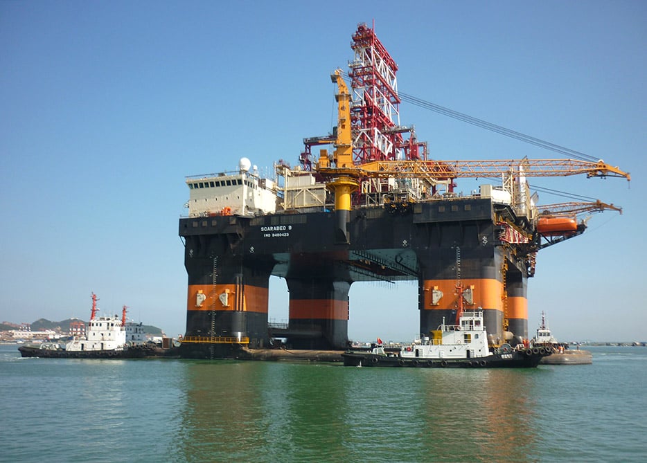 منصات الحفر البحرية