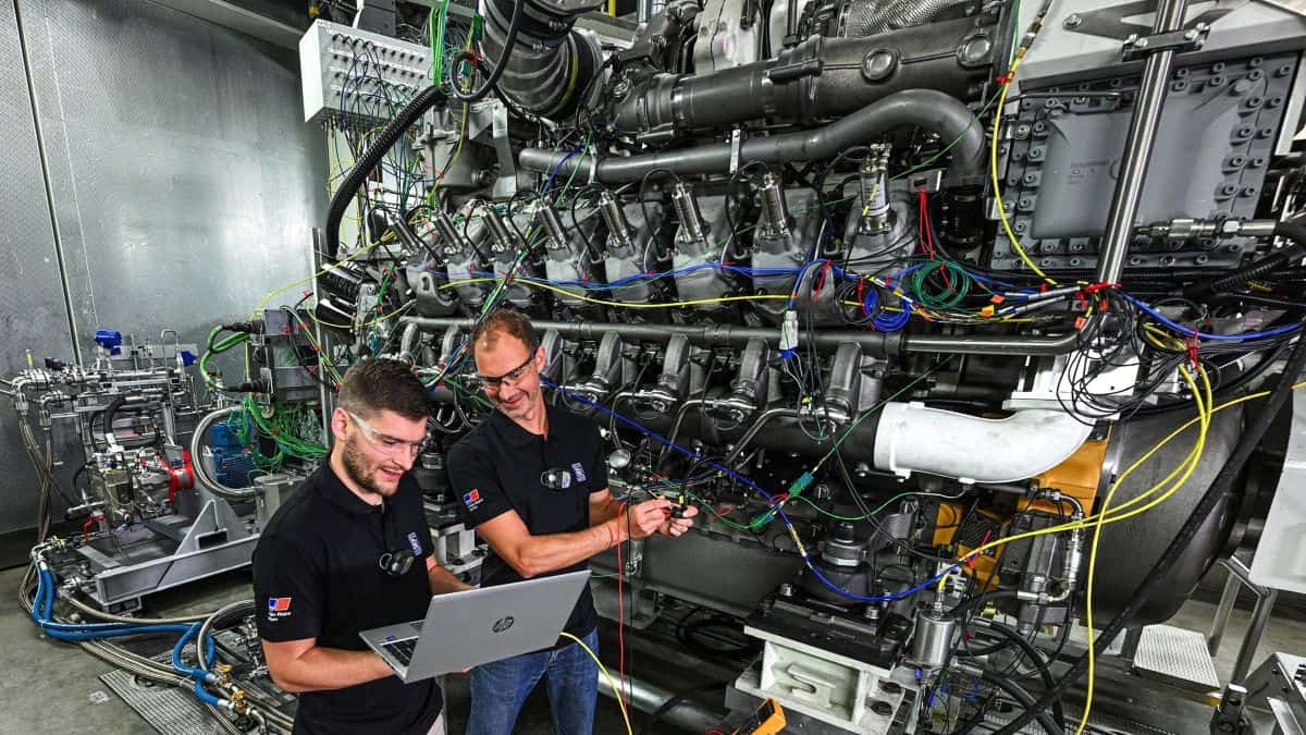 اختبار أول محرك بحري في العالم يعمل بالميثانول