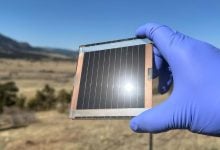 Photo of طبقة عازلة تحسّن أداء الخلايا الشمسية.. بكفاءة طاقة تصل إلى 26%