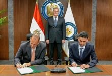Photo of منصة حفر عملاقة تبدأ التنقيب عن الغاز بـ5 آبار في مصر.. قريبًا