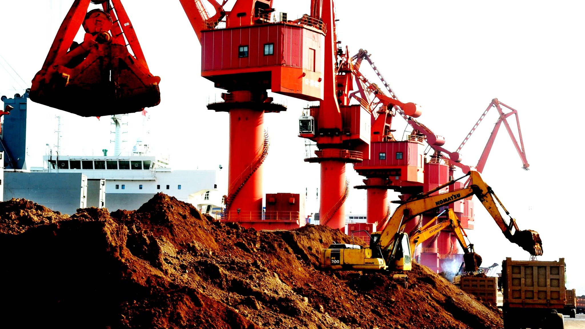 نقل المعادن النادرة في الصين