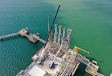 Photo of مشروعات النفط والغاز في 5 دول عربية تدعم أرباح شركة عالمية