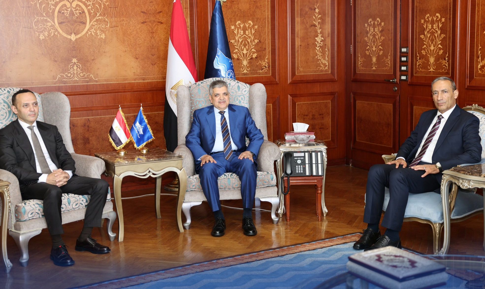 من مراسم توقيع اتفاقية مشروع البتروكيماويات- الصورة من هيئة قناة السويس (22 أكتوبر 2025)