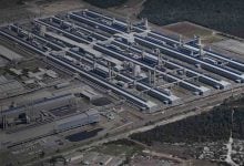 Photo of أكبر مصهر ألومنيوم في أستراليا يدرس وقف عملياته