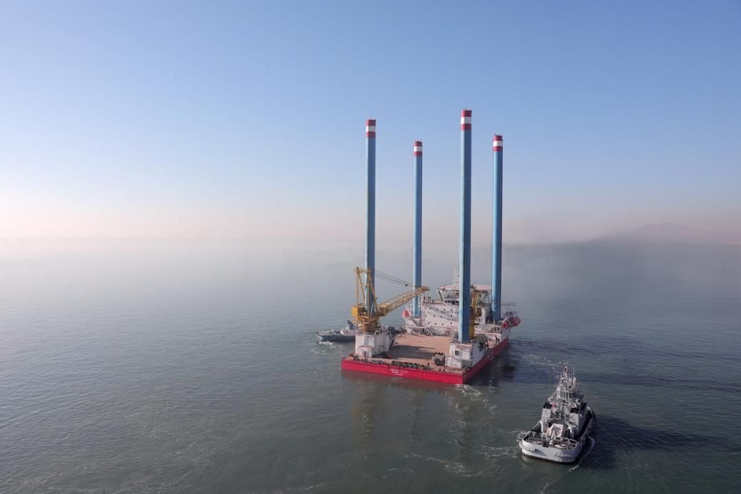 منصات بحرية ذاتية الرفع