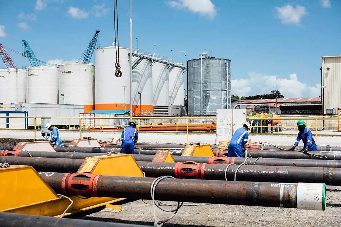 معدات منصات الحفر قبالة ساحل غيانا