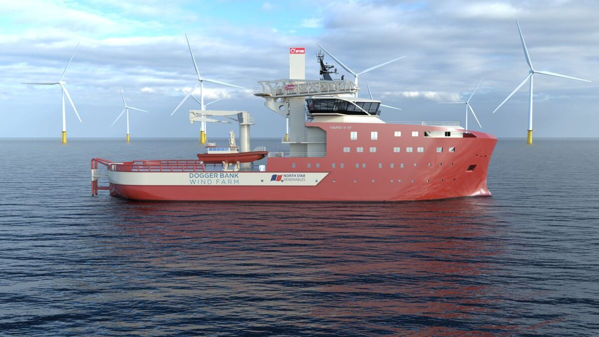 إحدى سفن عمليات الخدمة المخصصصة لمشروع مزرعة الرياح البحرية دوغر بنك