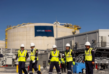 Photo of صفقة غاز مسال ضخمة إلى إسبانيا لمدة 20 عامًا