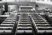 Photo of بطاريات الليثيوم أيون تترقب انخفاض انبعاثات سلسلة توريدها