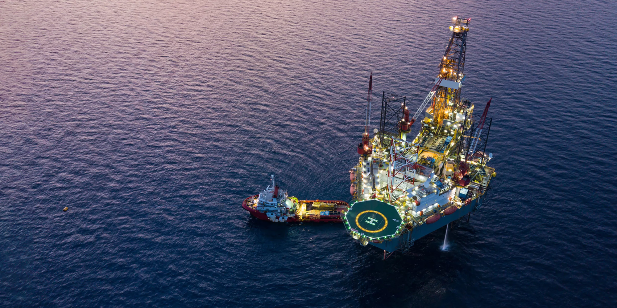 منصات التنقيب عن النفط والغاز 