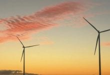 Photo of أكبر مزرعة رياح في نصف الكرة الجنوبي تستقبل بطارية تخزين ضخمة