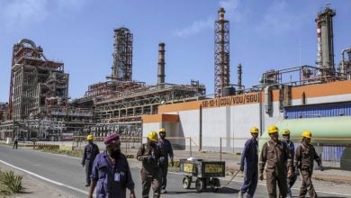 Photo of الهند تستأجر ناقلات النفط لشحن الخام من الشرق الأوسط مع اقتراب العقوبات الأميركية