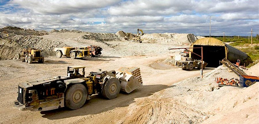 صفقة يورانيوم