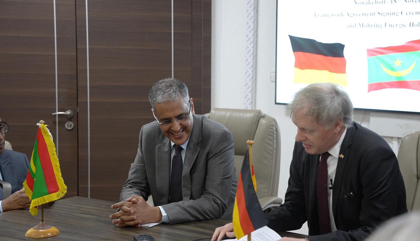 من مراسم توقيع مشروع هيدروجين أخضر جديد في موريتانيا- الصورة من وزارة الطاقة