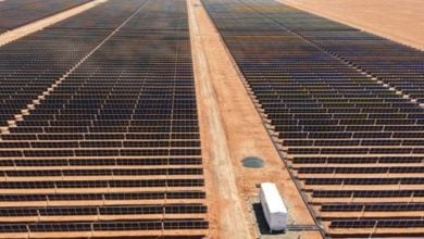 Photo of أكبر مشروع طاقة متجددة خارج الشبكة في أستراليا يركّب 60 ألف لوح شمسي