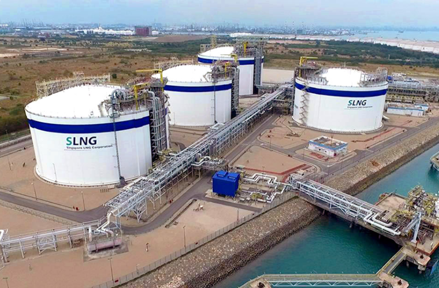 محطة الغاز المسال في سنغافورة