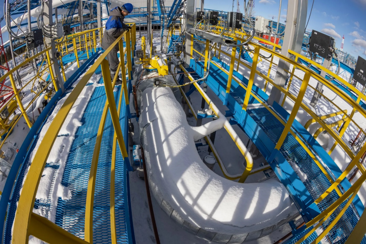 حقل تشاياندينسكوي للنفط والغاز والمكثفات التابع لشركة غازبروم الروسية