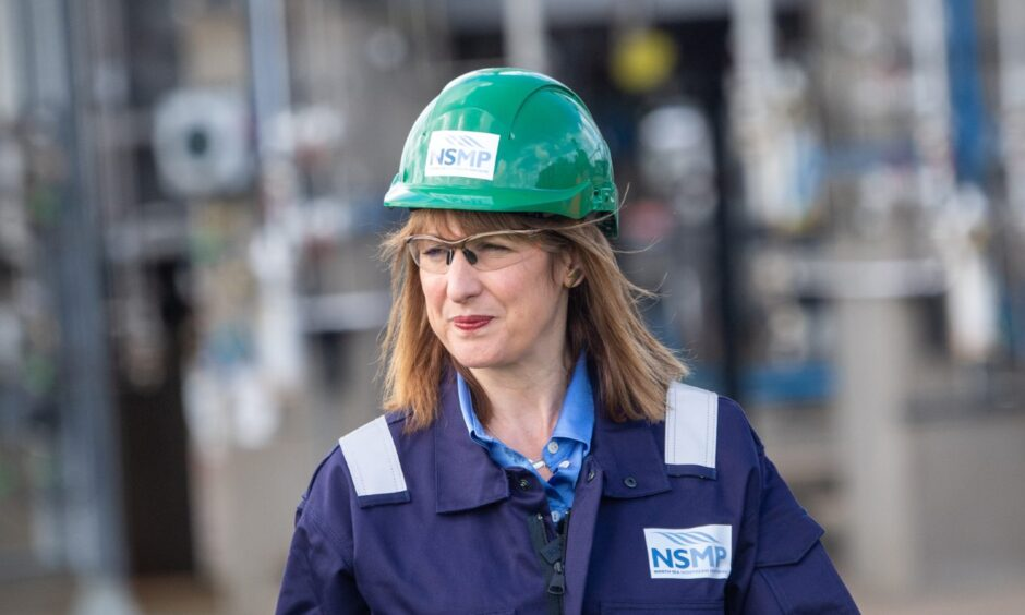 وزيرة المالية البريطانية، راشيل ريفز 