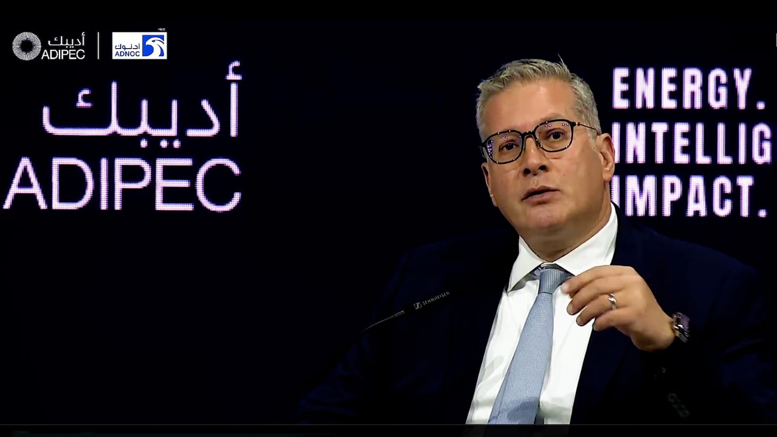 وزير البترول المصري خلال مشاركته في مؤتمر أيبد