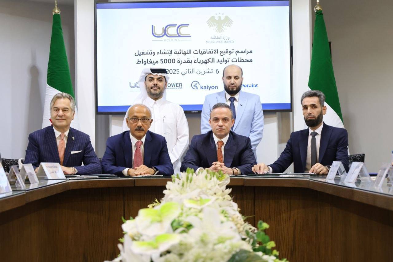 من مراسم توقيع مشروعات كهرباء في سوريا