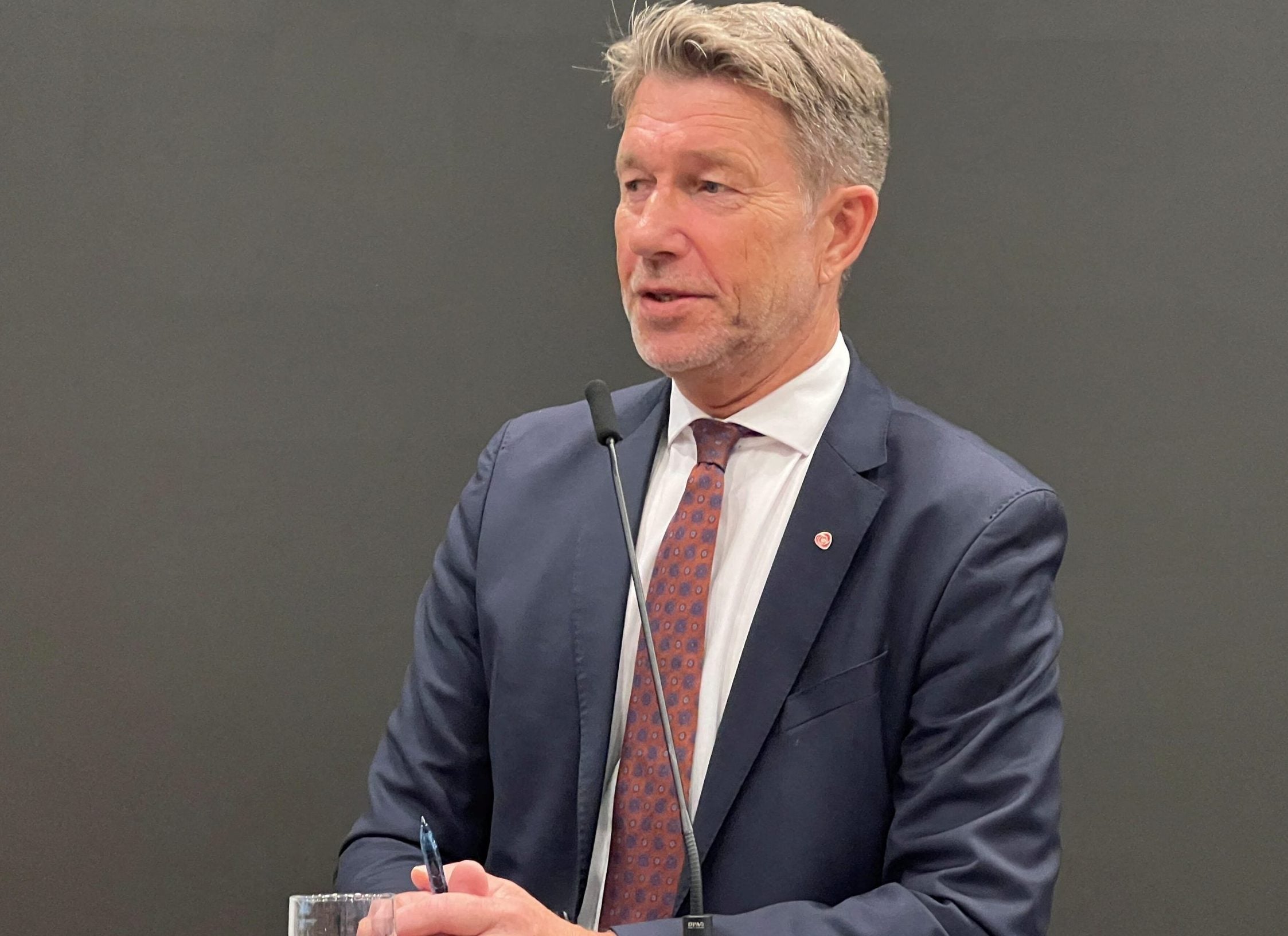 وزير الطاقة النرويجي تيرجي آسلاند