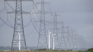 Photo of الكهرباء في بريطانيا.. هل يدعم تعدد مصادر التوليد استقرار الشبكة؟ (تقرير)