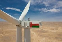 Photo of أضخم مشروعات الرياح في سلطنة عمان تستقبل شحنة توربينات