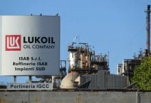 Photo of أصول لوك أويل الروسية تجذب مشترين أجانب.. ما صلة مصر؟