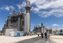 Photo of توليد الكهرباء بالوقود الأحفوري قد يواجه أول ركود منذ جائحة كورونا