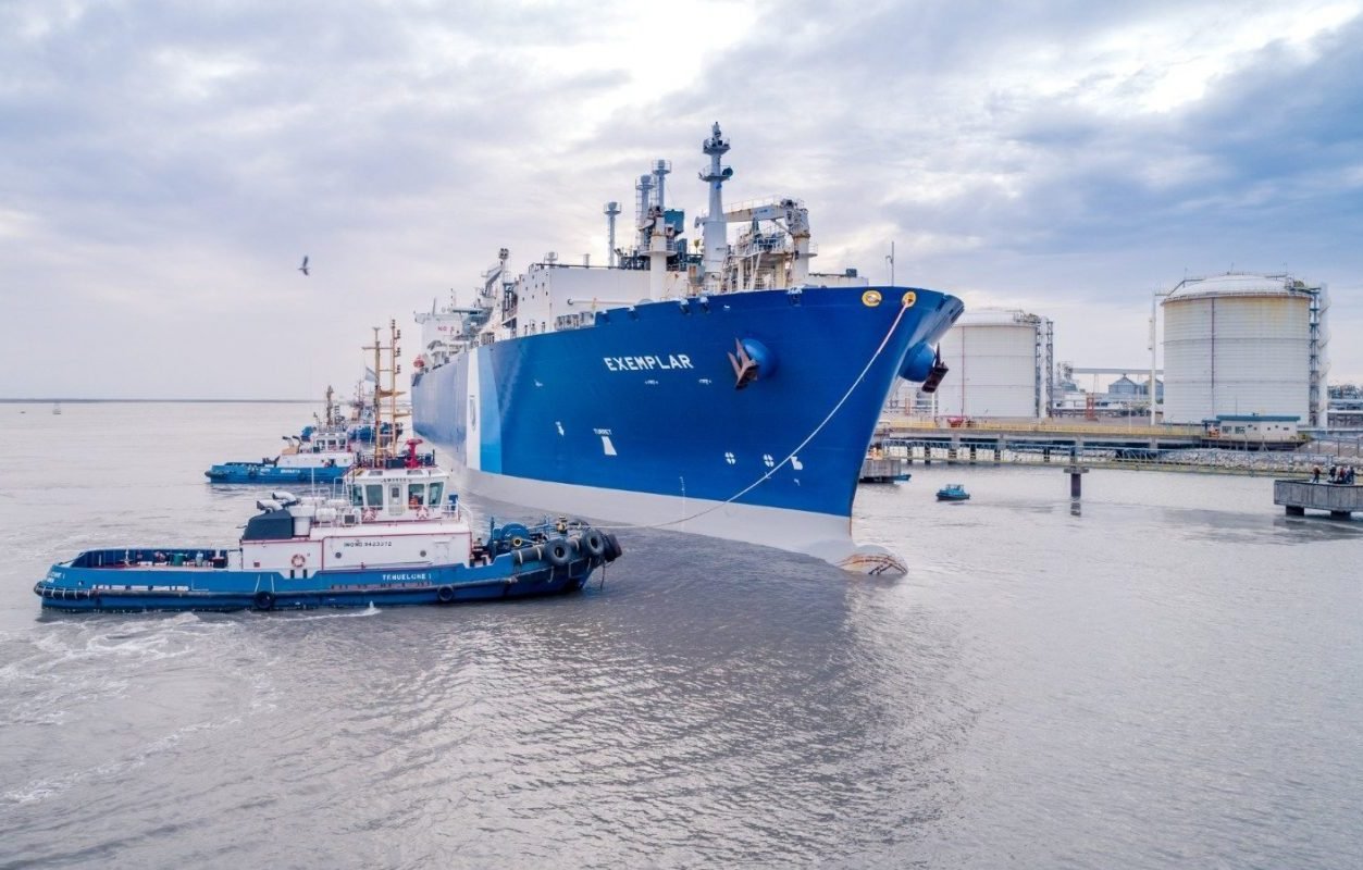 سفينة إعادة تغويز تابعة لـ"إكسيليريت" في بحر البلطيق
