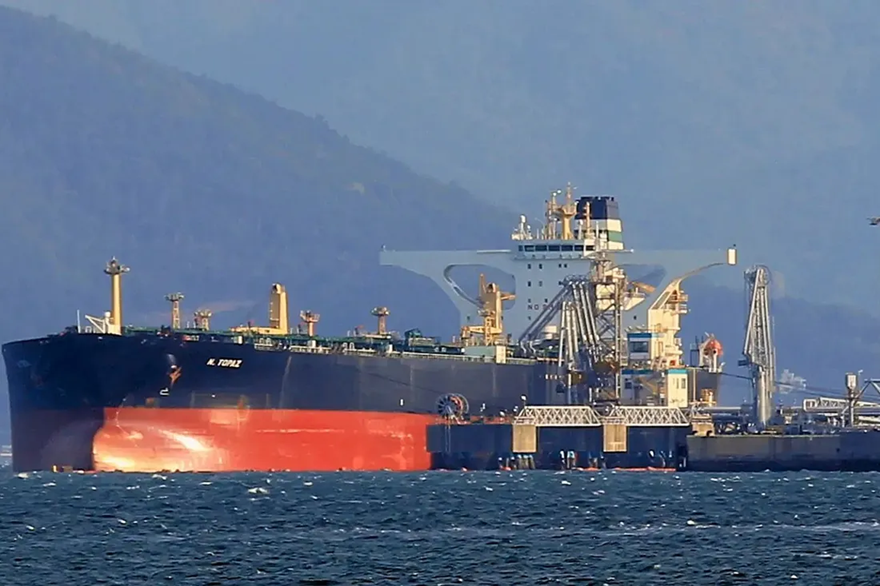 ناقلات النفط الكبيرة جدًا