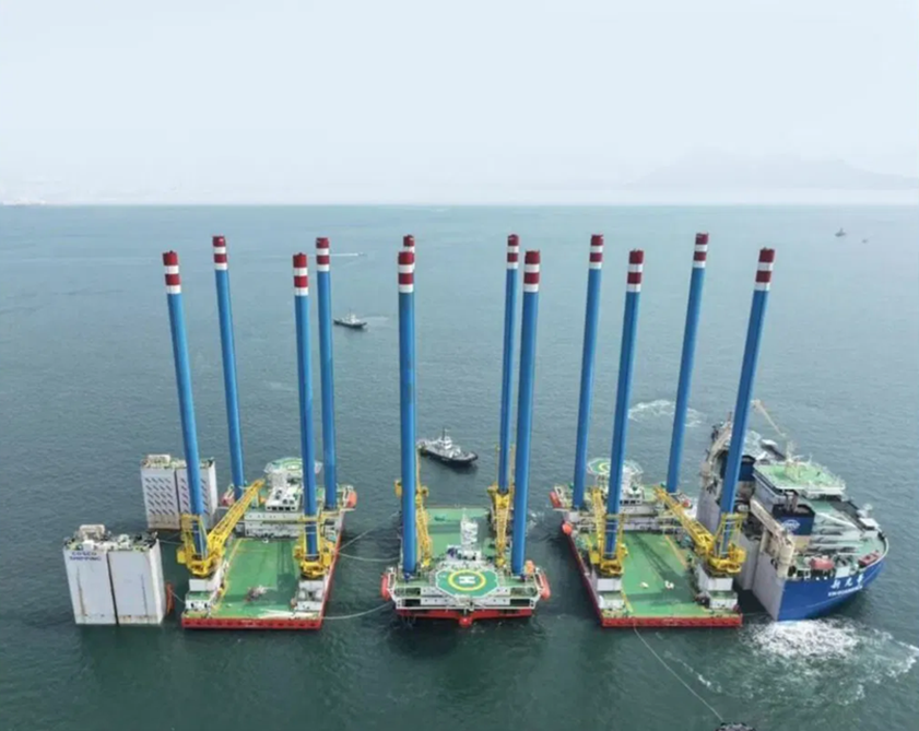 منصات بحرية ذاتية الرفع لمشروعات أرامكو السعودية
