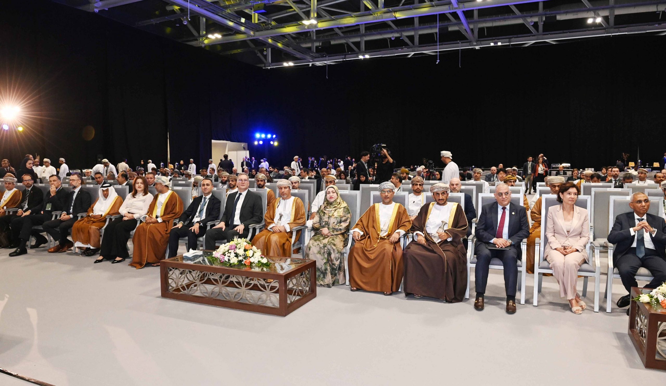 جانب من فعاليات قمة عُمان للهيدروجين الأخضر