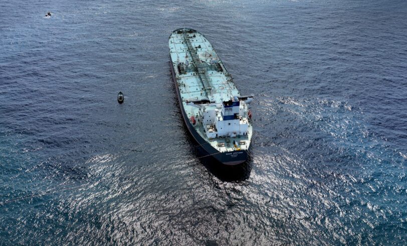 الناقلة نيسوس كريستيانا تحمل أول شحنة نفط من سوريا إلى الأسواق العالمية- الصورة من وزارة الطاقة