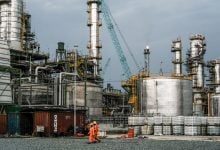 Photo of التكرير في غرب أفريقيا يقلص الواردات.. طفرة "دانغوتي" تمتد لأنغولا وغانا