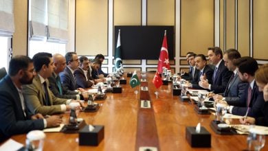 Photo of تركيا تبرم اتفاقيات نفط وغاز لتطوير 5 حقول في باكستان