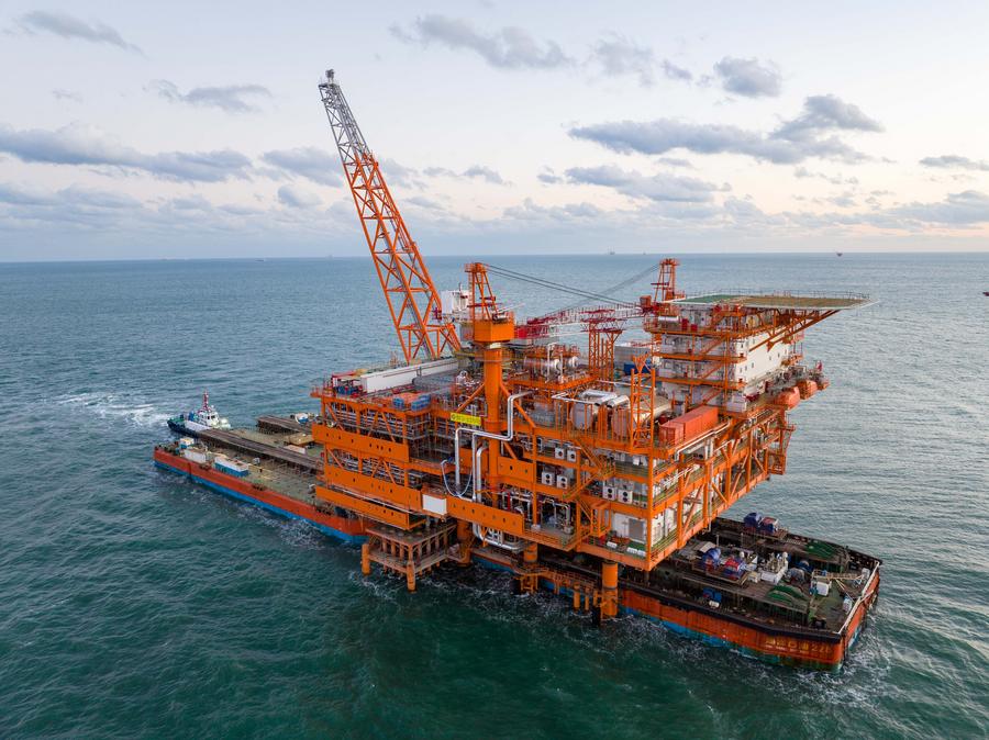 منصة بحقل بحري تابع لسينوك 