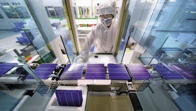 Photo of الخلايا الشمسية الترادفية.. رقم قياسي في كفاءة توليد الكهرباء