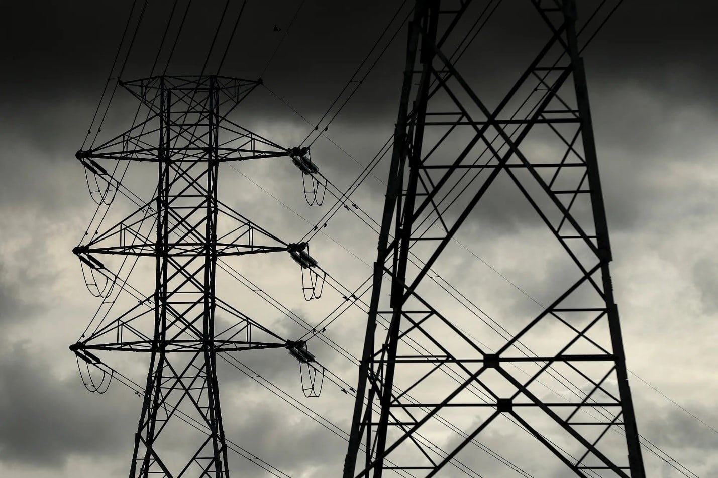 أبراج نقل الكهرباء في منطقة سيدني بأستراليا