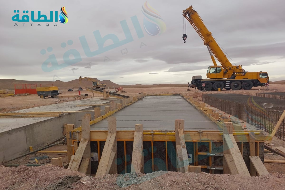 أعمال البناء في خزان الغاز المسال بحقل تندرارة